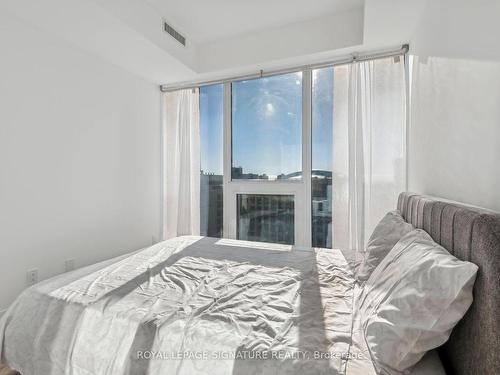 2315-55 Mercer St, Toronto, ON - Indoor Photo Showing Bedroom