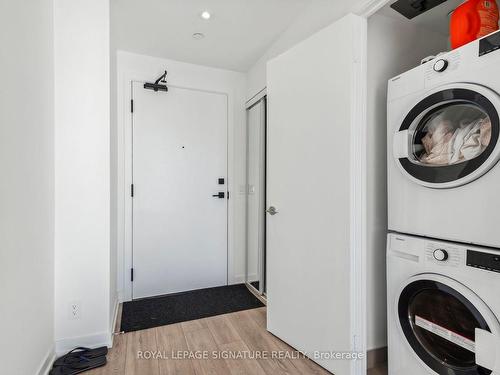 2315-55 Mercer St, Toronto, ON - Indoor Photo Showing Laundry Room