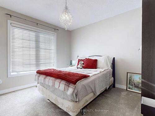 38 Angelica Ave, Richmond Hill, ON - Indoor Photo Showing Bedroom