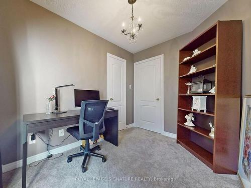 38 Angelica Ave, Richmond Hill, ON - Indoor Photo Showing Office