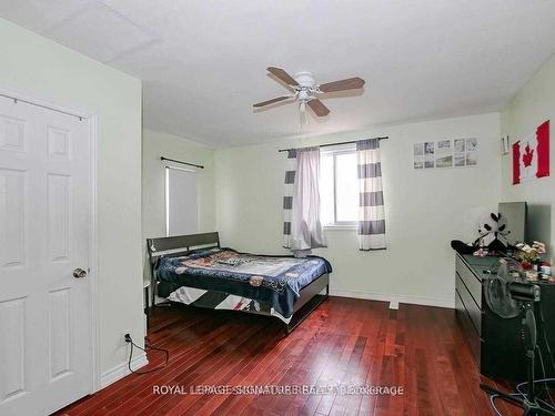 7615 Netherwood Rd, Mississauga, ON - Indoor Photo Showing Bedroom