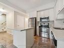 333-2486 Old Bronte Rd, Oakville, ON  - Indoor Photo Showing Kitchen 