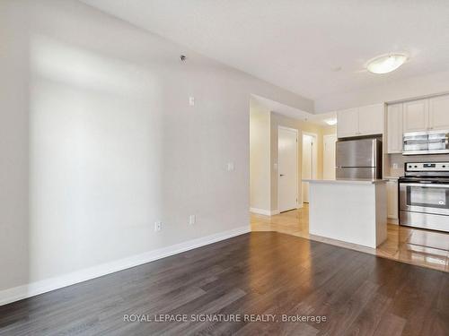 333-2486 Old Bronte Rd, Oakville, ON - Indoor Photo Showing Kitchen