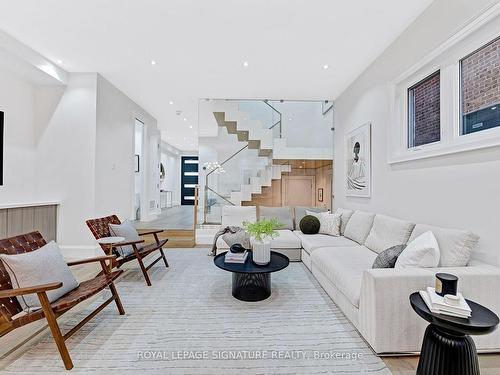 404 Horner Ave, Toronto, ON - Indoor Photo Showing Living Room