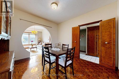 216 Wallace Avenue, Toronto, ON - Indoor Photo Showing Dining Room