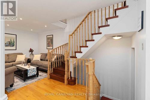 7174 Frontier Ridge S, Mississauga, ON - Indoor