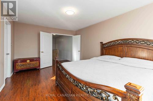 7174 Frontier Ridge S, Mississauga, ON - Indoor Photo Showing Bedroom