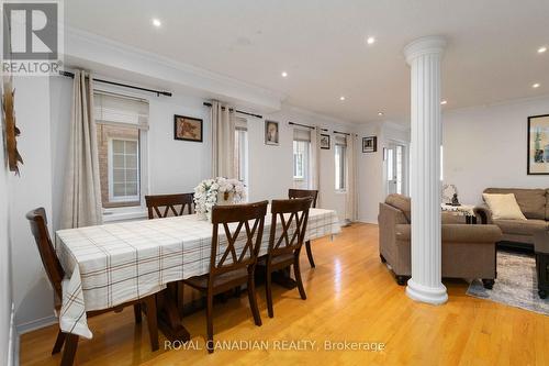 7174 Frontier Ridge S, Mississauga, ON - Indoor Photo Showing Dining Room