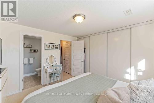 792 Lakeridge Drive, Ottawa, ON - Indoor Photo Showing Bedroom