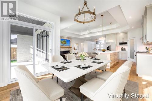 6748 Shaker Lane, Plympton-Wyoming, ON - Indoor Photo Showing Dining Room