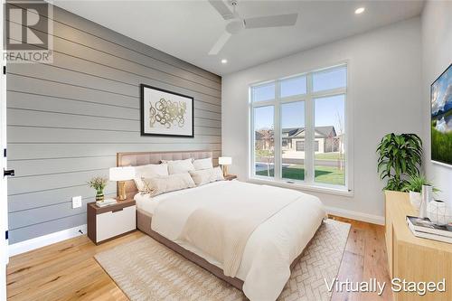 6748 Shaker Lane, Plympton-Wyoming, ON - Indoor Photo Showing Bedroom