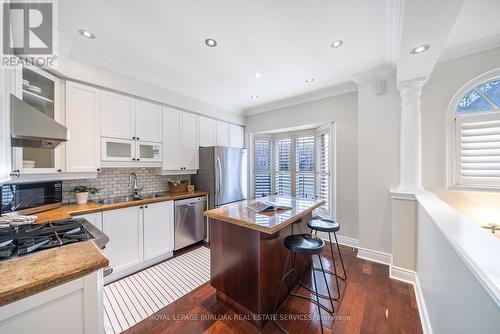 5J Brussels Street, Toronto, ON - Indoor Photo Showing Kitchen With Double Sink With Upgraded Kitchen