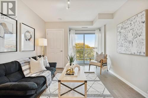 501 - 2464 Weston Road, Toronto, ON - Indoor Photo Showing Living Room