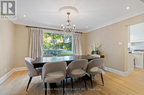 1404 Tecumseh Park Drive, Mississauga, ON - Indoor Photo Showing Dining Room