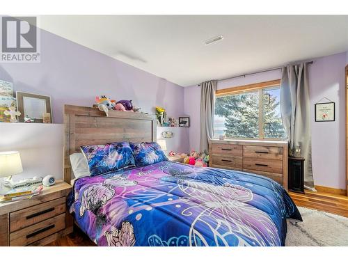 2605 Golf Course Drive, Blind Bay, BC - Indoor Photo Showing Bedroom