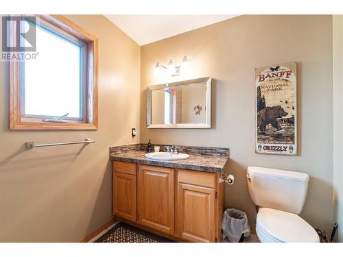 2605 Golf Course Drive, Blind Bay, BC - Indoor Photo Showing Bathroom