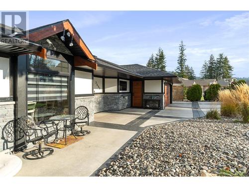 2605 Golf Course Drive, Blind Bay, BC - Outdoor