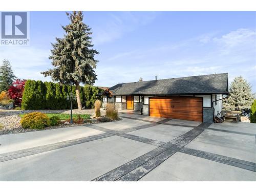 2605 Golf Course Drive, Blind Bay, BC - Outdoor With Facade