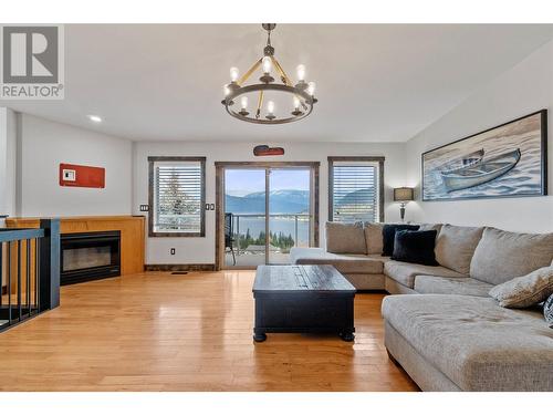 2605 Golf Course Drive, Blind Bay, BC - Indoor Photo Showing Living Room With Fireplace