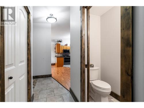 2605 Golf Course Drive, Blind Bay, BC - Indoor Photo Showing Bathroom