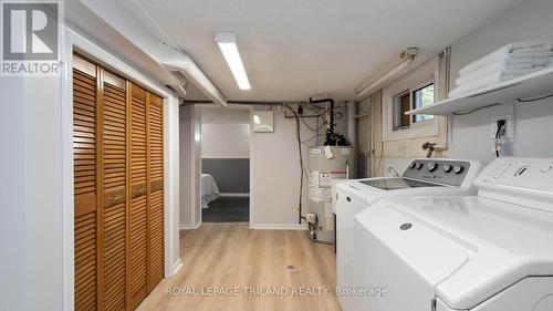 275 Ridout Street S, London, ON - Indoor Photo Showing Laundry Room