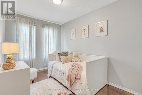 1806 Hobson Drive, Burlington, ON - Indoor Photo Showing Bedroom