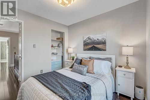 1806 Hobson Drive, Burlington, ON - Indoor Photo Showing Bedroom