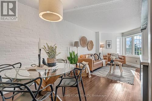 1806 Hobson Drive, Burlington, ON - Indoor Photo Showing Dining Room