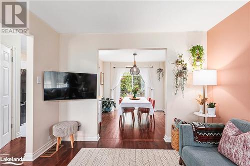 89 Dillon Drive, Collingwood, ON - Indoor Photo Showing Living Room