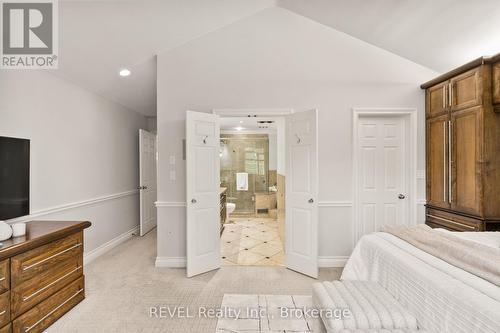 78 Sovereign Drive, St. Catharines, ON - Indoor Photo Showing Bedroom