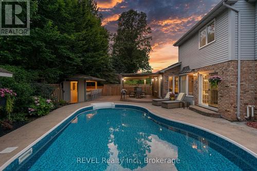 78 Sovereign Drive, St. Catharines, ON - Outdoor With In Ground Pool