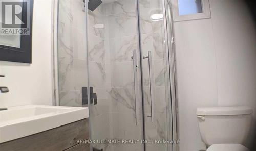 3089 Parkgate Crescent, Burlington, ON - Indoor Photo Showing Bathroom