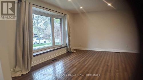 3089 Parkgate Crescent, Burlington, ON - Indoor Photo Showing Other Room