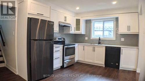 3089 Parkgate Crescent, Burlington, ON - Indoor Photo Showing Kitchen