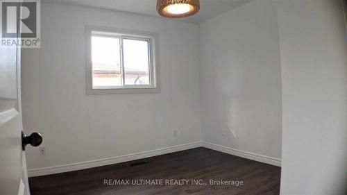 3089 Parkgate Crescent, Burlington, ON - Indoor Photo Showing Other Room