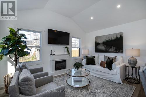 752 St. Mary'S Street, Peterborough (Otonabee), ON - Indoor Photo Showing Living Room With Fireplace