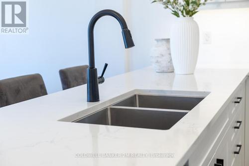 752 St. Mary'S Street, Peterborough (Otonabee), ON - Indoor Photo Showing Kitchen With Double Sink