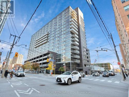 301 - 320 Richmond Street E, Toronto, ON - Outdoor With Facade