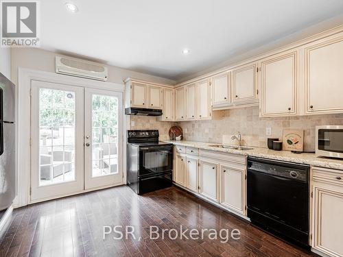 478 Merton Street, Toronto, ON - Indoor Photo Showing Kitchen With Double Sink