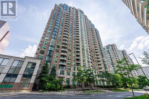 909 - 7 Lorraine Drive, Toronto, ON - Outdoor With Facade