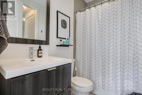 Ph16 - 80 Vanauley Street, Toronto, ON - Indoor Photo Showing Bathroom