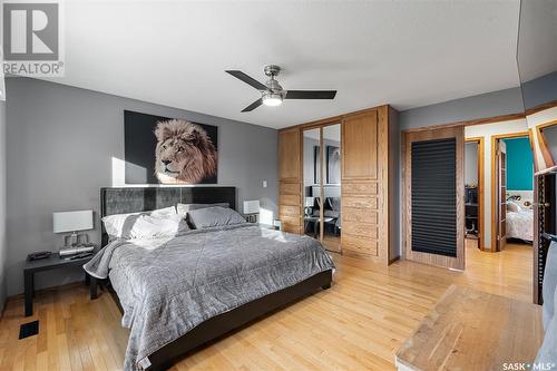 151 Neusch Crescent, Saskatoon, SK - Indoor Photo Showing Bedroom