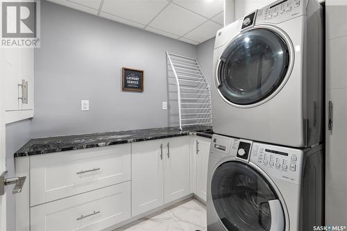 151 Neusch Crescent, Saskatoon, SK - Indoor Photo Showing Laundry Room