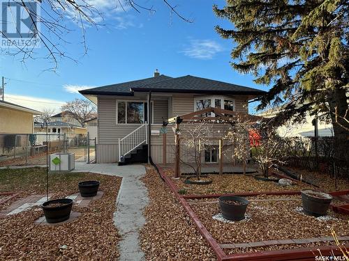 2322 Mackay Street, Regina, SK - Outdoor