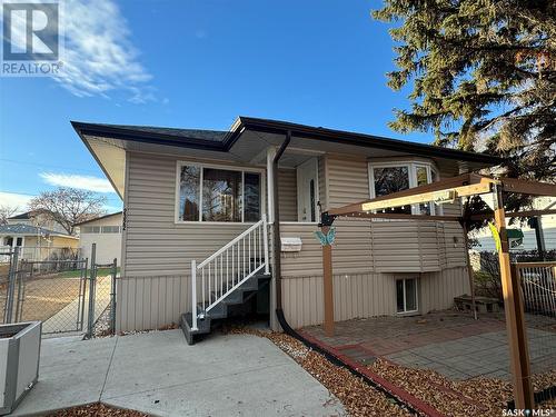 2322 Mackay Street, Regina, SK - Outdoor