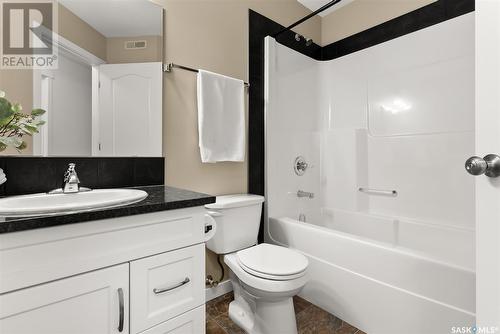 1281 Grey Street, Regina, SK - Indoor Photo Showing Bathroom