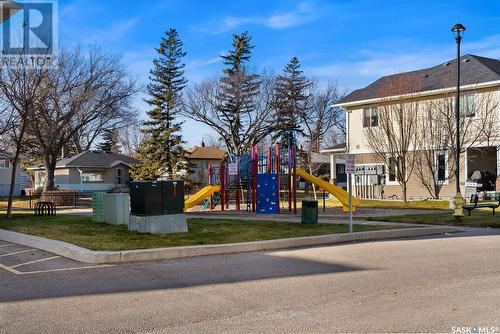 1281 Grey Street, Regina, SK - Outdoor