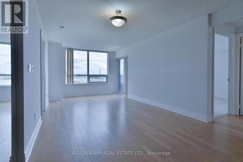 572 - 23 Cox Boulevard, Markham, ON - Indoor Photo Showing Other Room