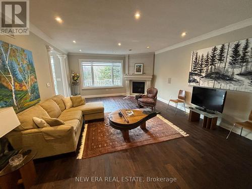 716 Woodland Acres Crescent, Vaughan, ON - Indoor Photo Showing Living Room With Fireplace