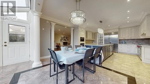 716 Woodland Acres Crescent, Vaughan, ON - Indoor Photo Showing Dining Room